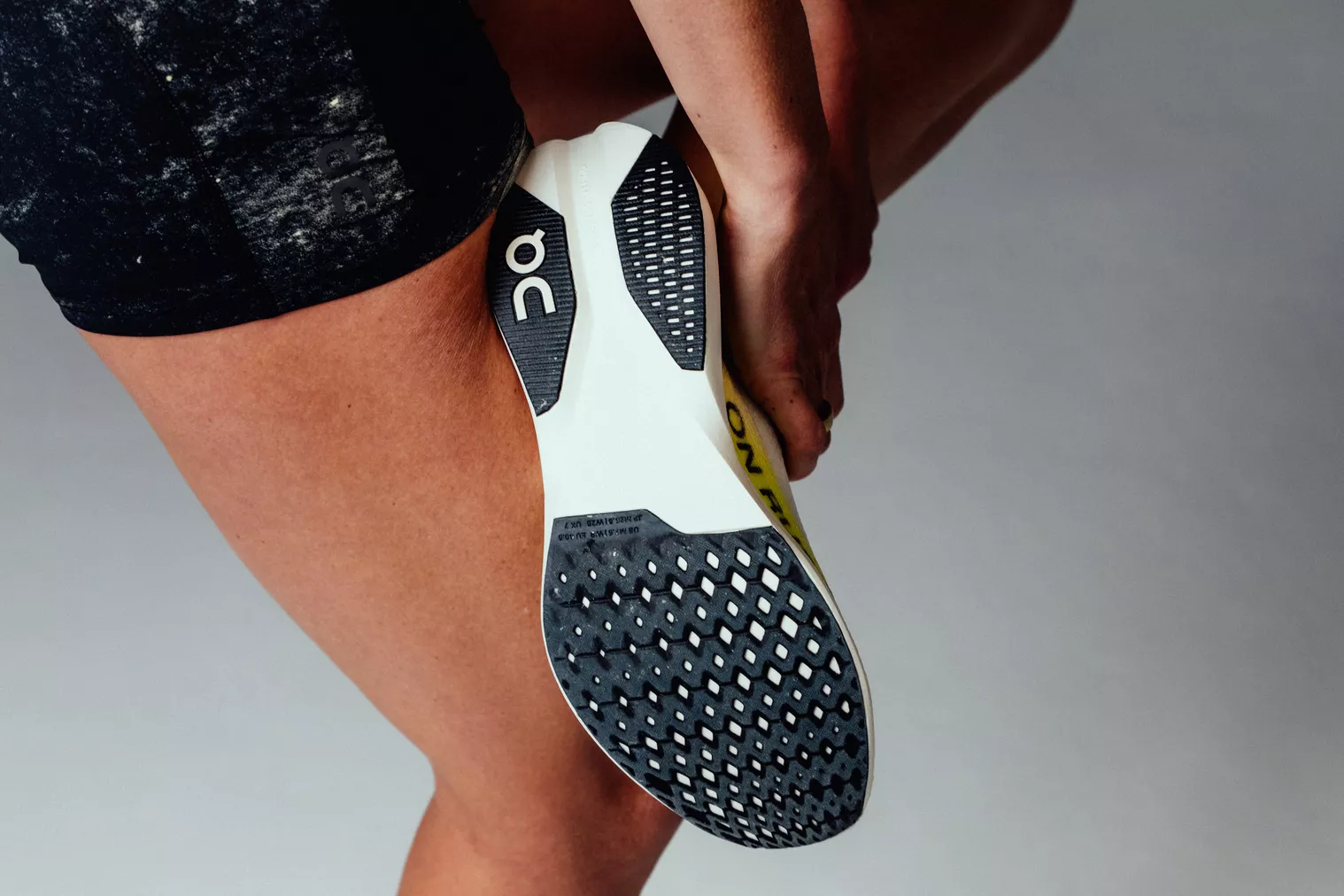 Cloudboom Strike Lightspray sole