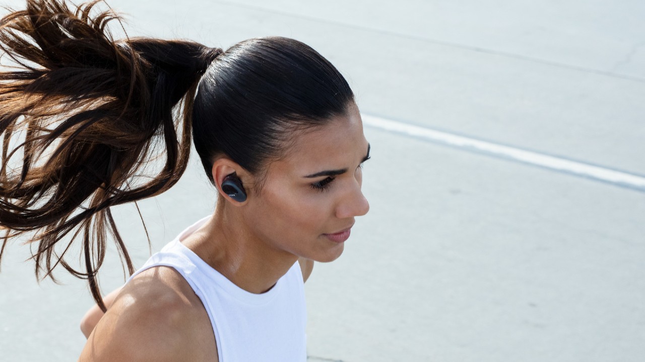 Running headphones: How to choose them and bestseller tips