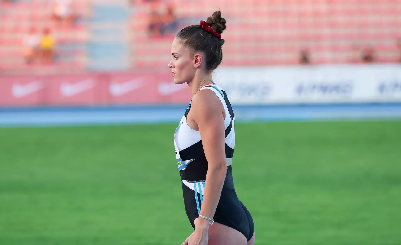 Nitko nije ti