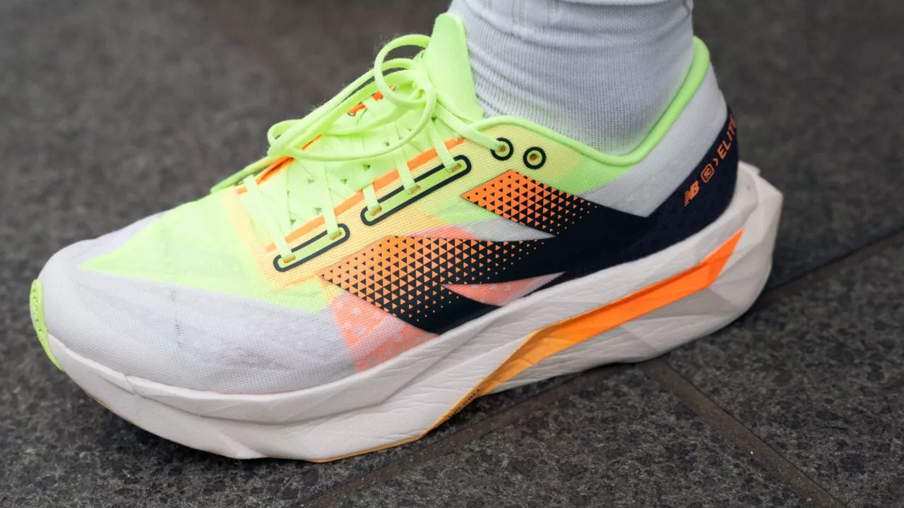 New Balance SC Elite v4