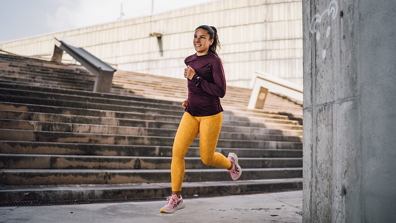 Asics Novablast 3, 4 a 5: Jak se mění jedna z nejhravějších silničních bot?