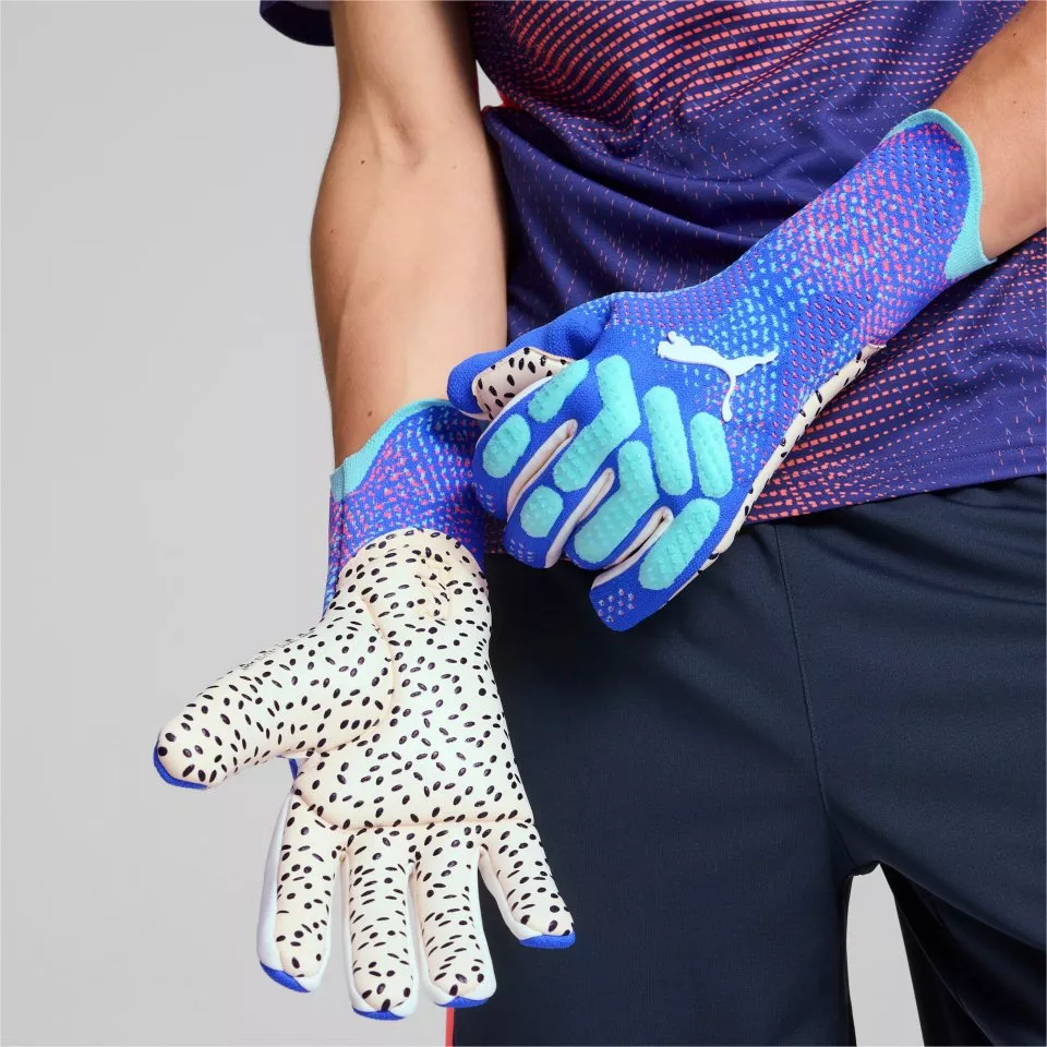Goalkeeper's gloves Puma FUTURE Ultimate NC