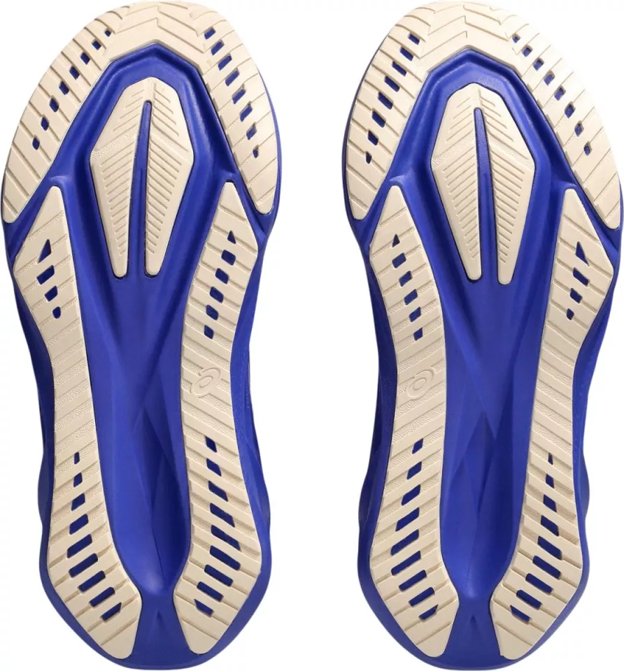 Bežecké topánky ASICS NOVABLAST 5