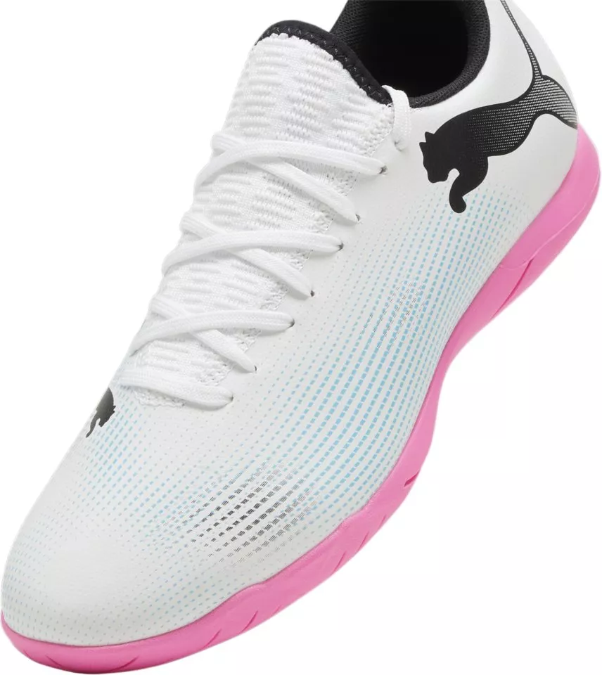 Dvoranski čevlji Puma FUTURE 7 PLAY IT