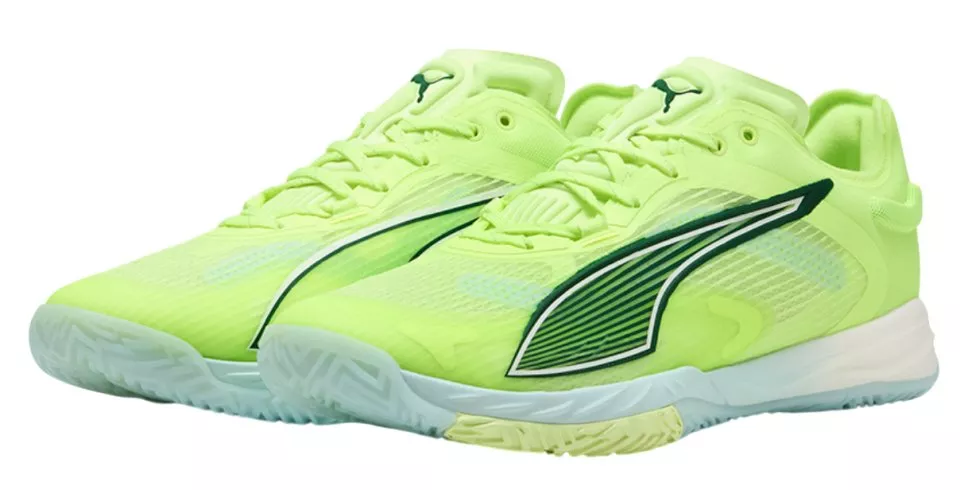 обувки за футзал Puma Accelerate NITRO SQD 4 shoe
