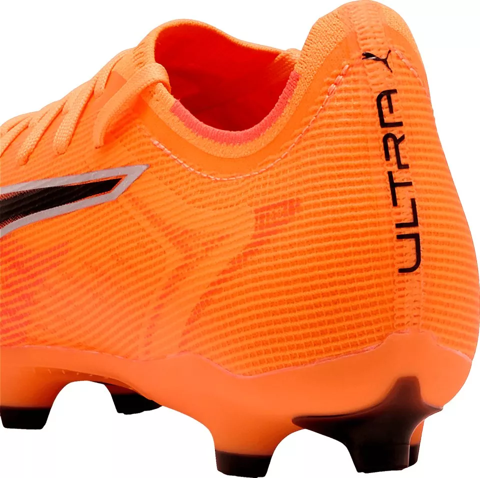 Ghete de fotbal Puma Ultra 6 Match FG/AG