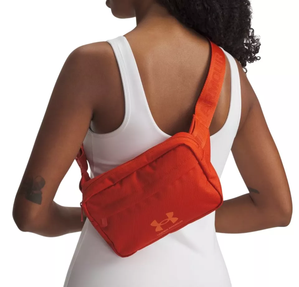 Pasna torbica Under Armour UA Essential Lite WB Xbody