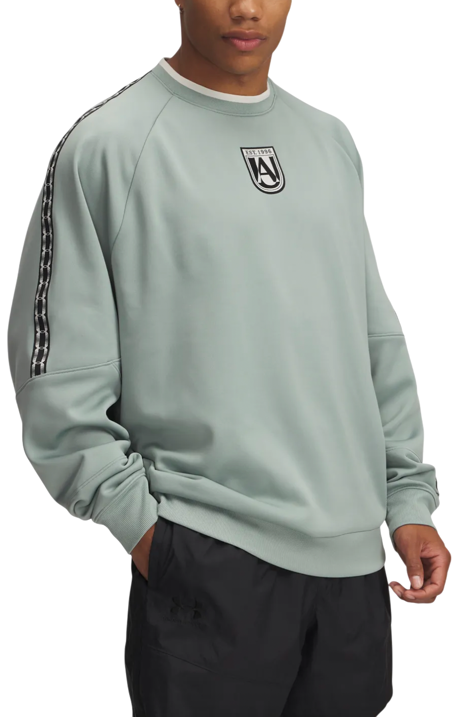 Mikica Under Armour M's 96 Terrace Crew Neck