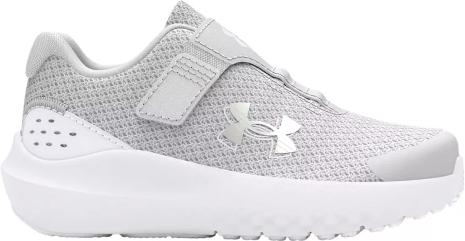 Under Armour UA GINF Surge 4 AC Futócipő