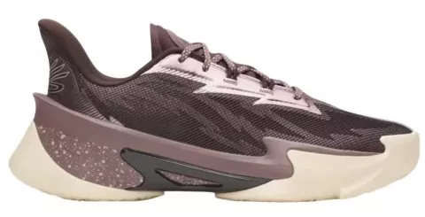 Under Armour Curry Series 7 shoe