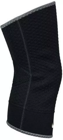 Návlek na stehno Nike Thigh Sleeve