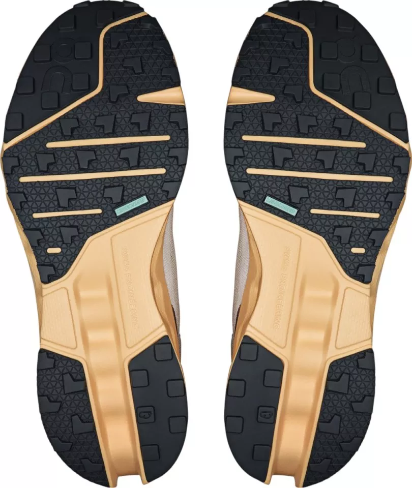 Chaussures de On Running Cloudsurfer Trail