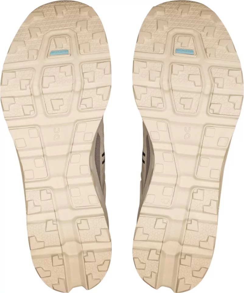 Trail shoes On Running Cloudvista 2