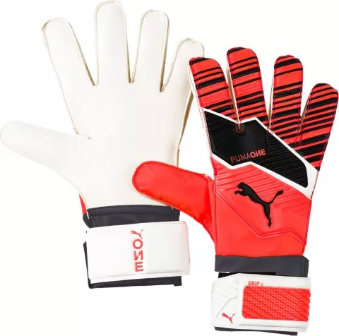 ONE Grip 4 Goalkeeper Gloves