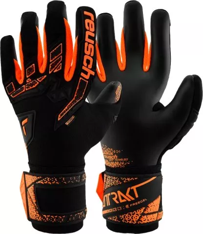 Reusch Attrakt Freegel Goalkeeper Gloves