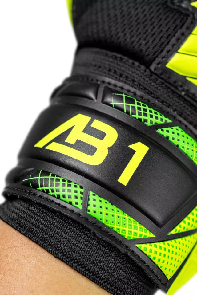 Reusch Attrakt AB1 Silver Goalkeeper Gloves Kids Kapuskesztyű