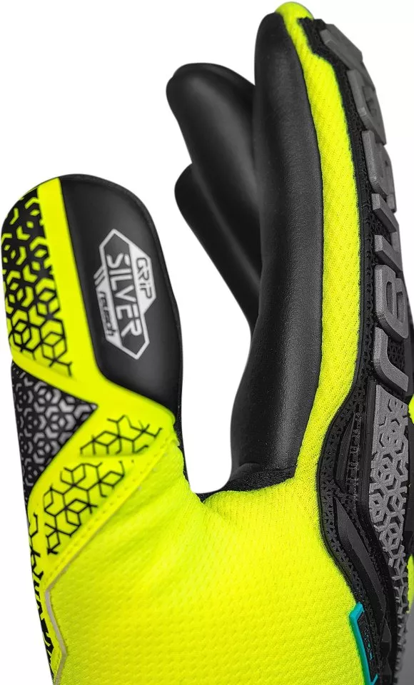 Reusch Attrakt Freegel Silver Goalkeeper Gloves Kapuskesztyű