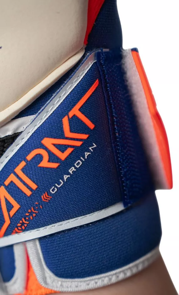 Reusch Attrakt Gold Guardian Goalkeeper Gloves Kapuskesztyű