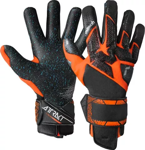 Reusch Attrakt Fusion Carbon Goalkeeper Gloves