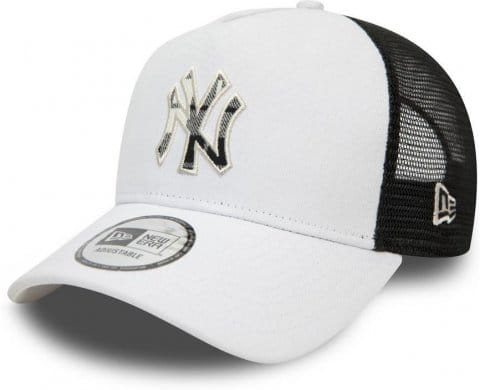 New Era New York Yankees Outline Trucker Cap FSTN