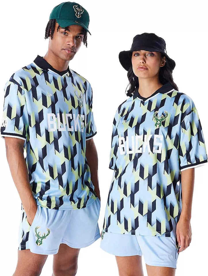 Pikétröja New Era NBA Milwaukee Bucks Soccer Jersey