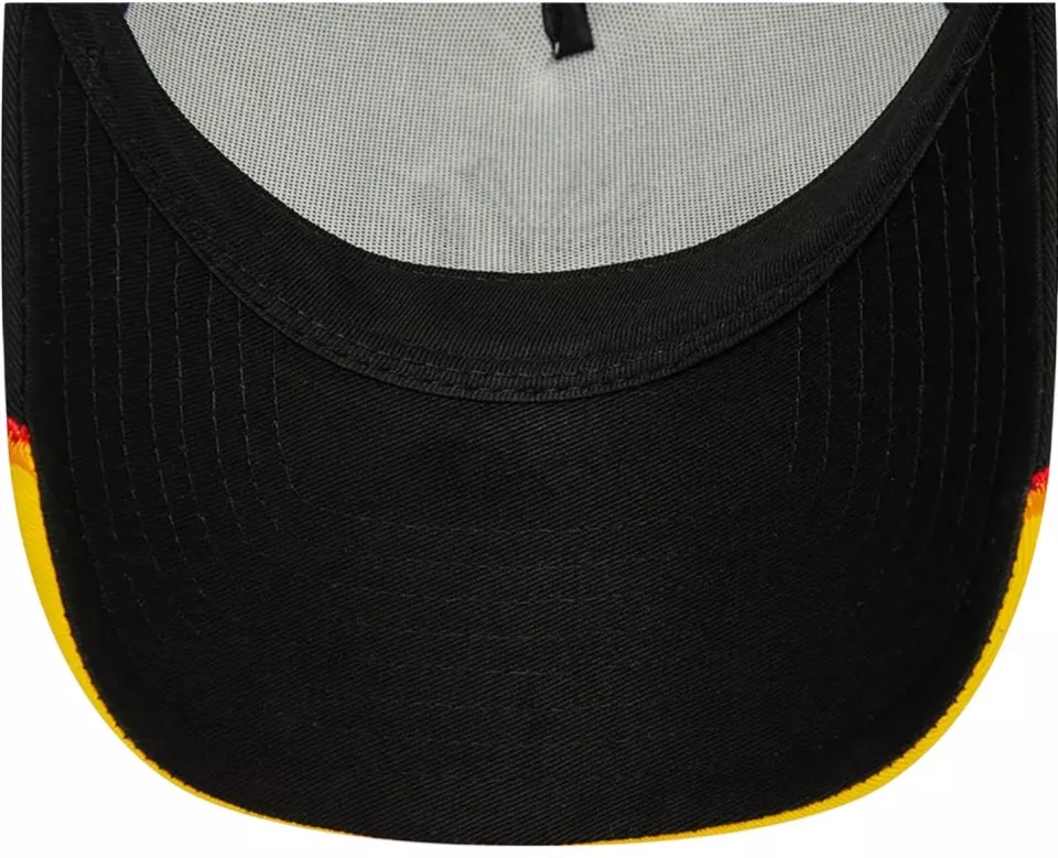 Sapca New Era MLB NY Yankees Flame Trucker Cap