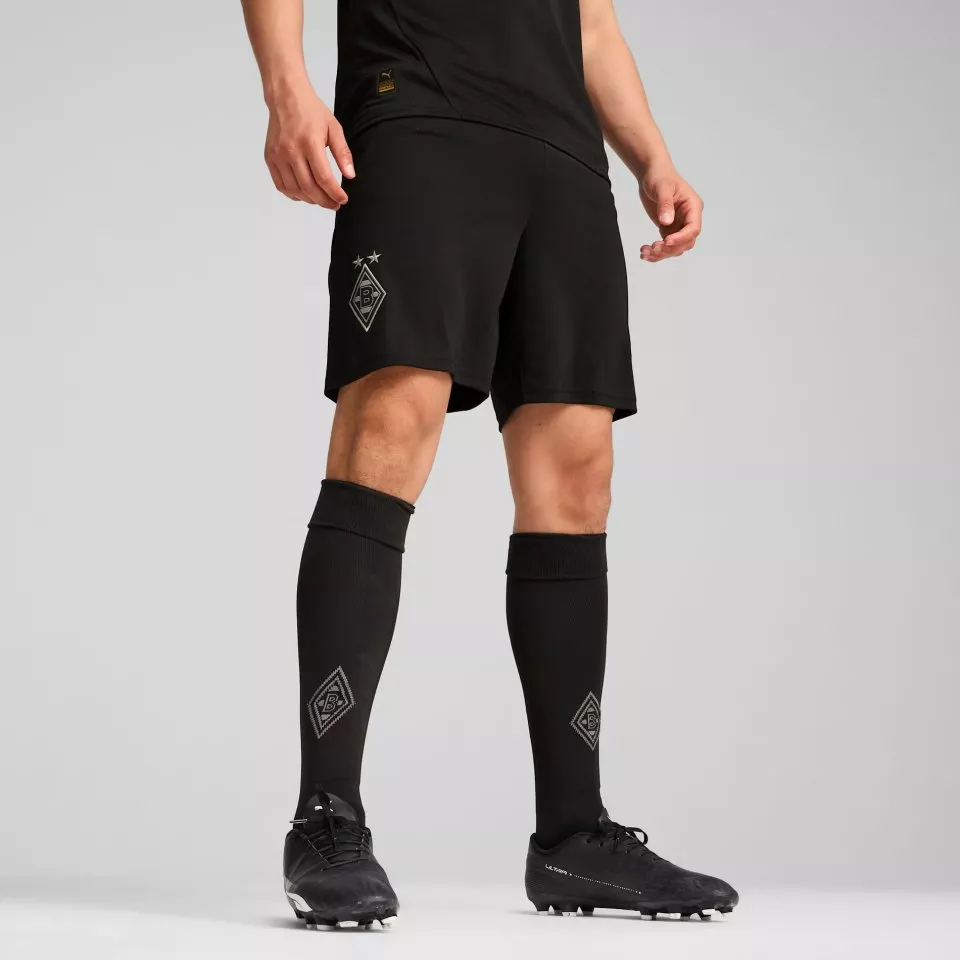 Puma BMG Shorts Replica 2024/25