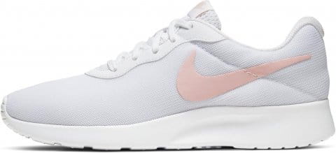 WMNS TANJUN