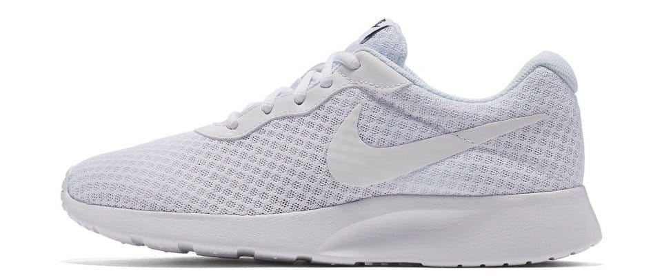Skor Nike WMNS TANJUN