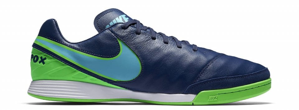 Indoor soccer shoes Nike TIEMPO MYSTIC V IC