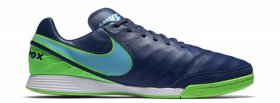 Indoor soccer shoes Nike TIEMPO MYSTIC V IC