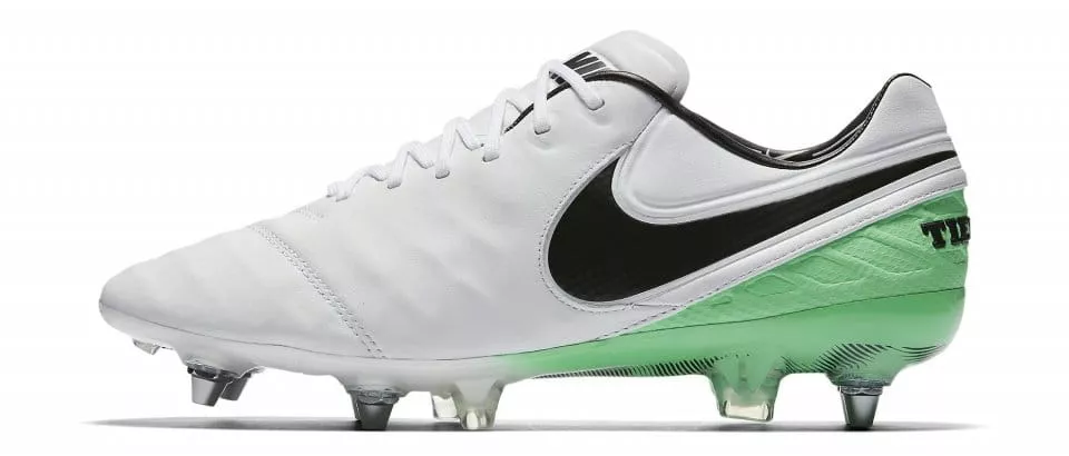 Football shoes Nike TIEMPO LEGEND VI SG PRO 11teamsports.ie