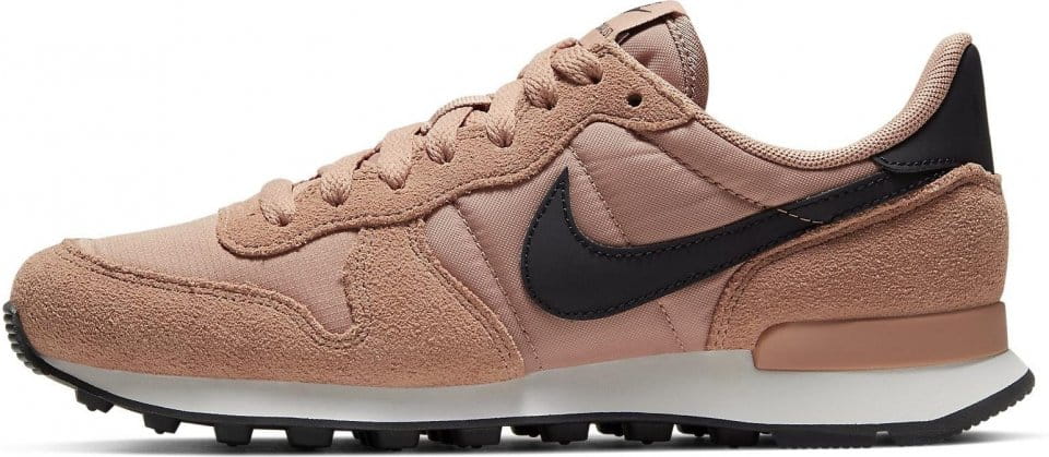 Nike internationalist sneaker fashion women's