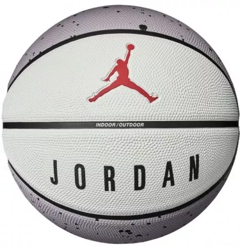 Jordan Playground 2.0 8P Basketball