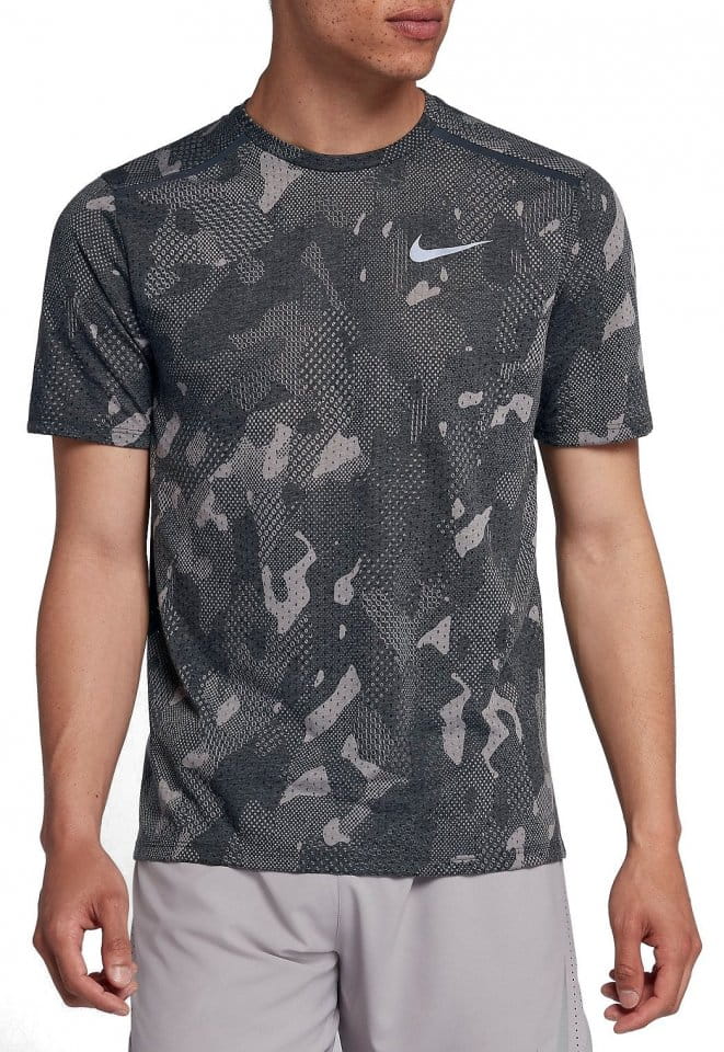 nike tailwind top