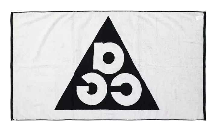 Nike ACG towel Törölköző