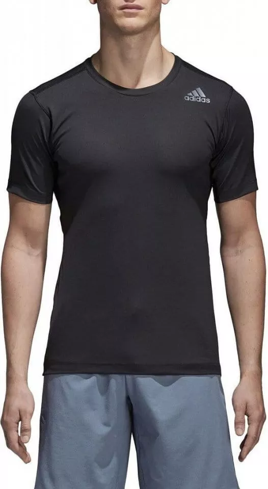 T-Shirt adidas FreeLift FIT CL