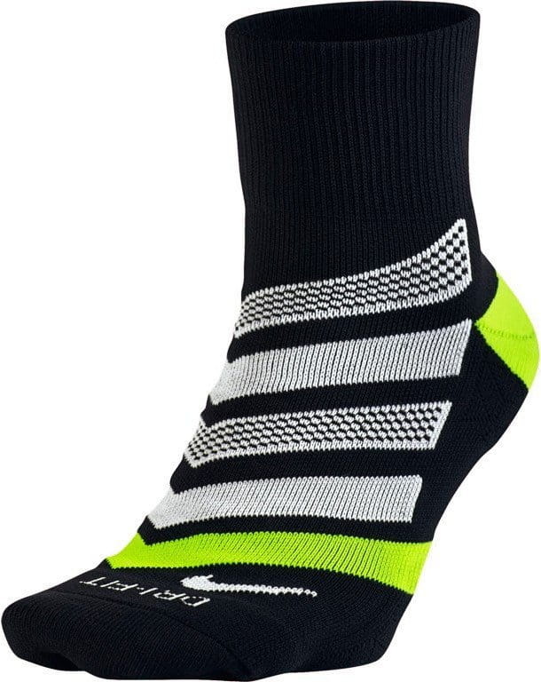 nike dri fit cushion quarter socks