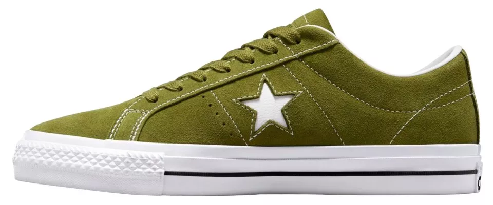 Skor Converse One Star Pro
