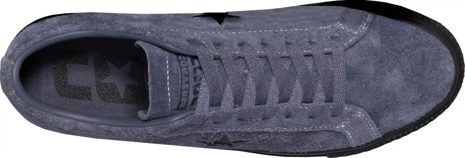 Skor Converse One Star Pro