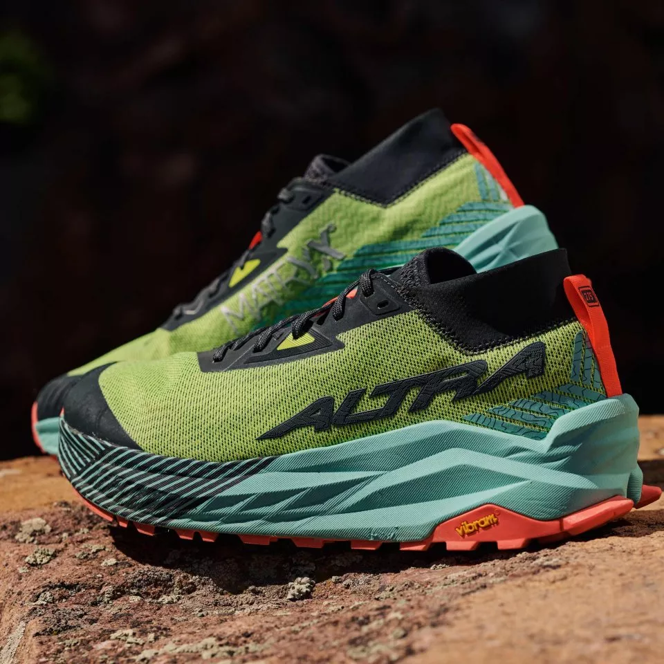 Trail shoes Altra Olympus 275