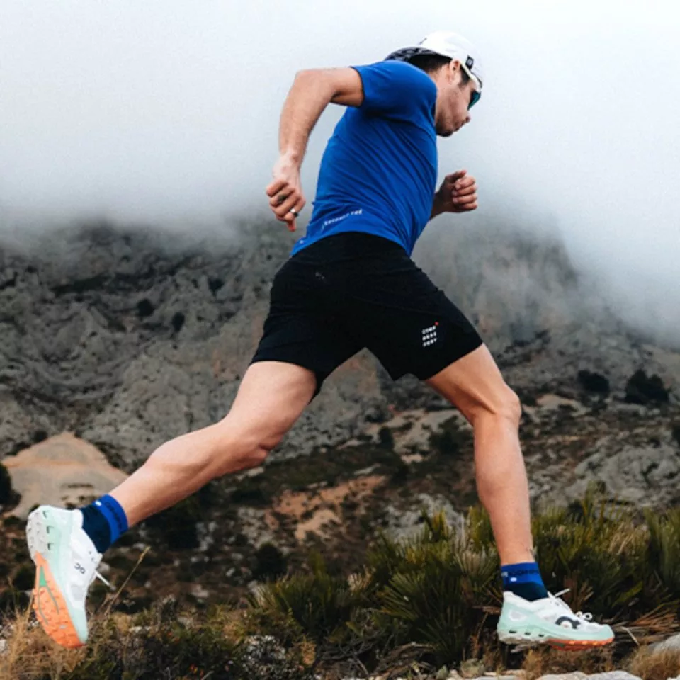 Camiseta Compressport Racing SS Tshirt M