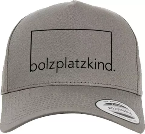 Bolzplatzkind Curved Snapback cap