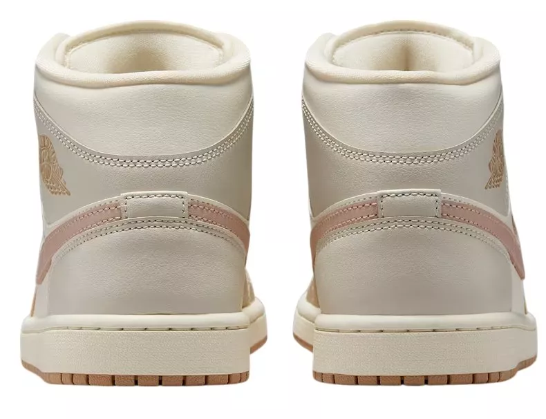 Incaltaminte Air Jordan 1 Mid Sneaker Women