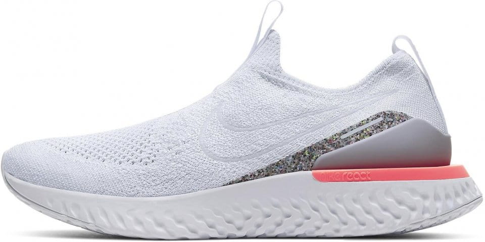 women's phantom react