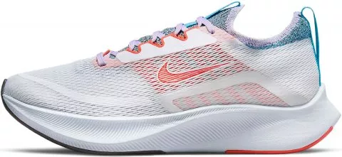 Nike Zoom Fly 4