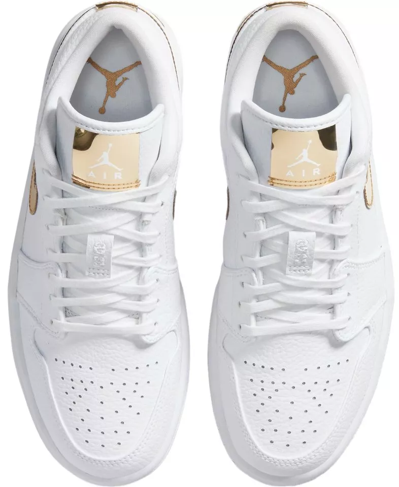 Incaltaminte WMNS AIR JORDAN 1 LOW SE_KICKZ