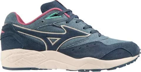 Mizuno Contender