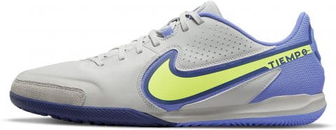 Nike Retro Champagne Indoor/Court Soccer Shoe