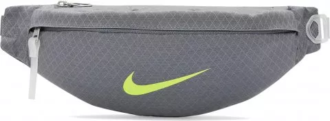 Sportswear Heritage Winterized Waistpack